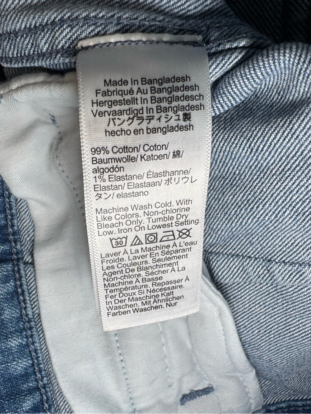 J.Crew Louisa Lady Jacket in Denim - Medium
Wash Cropped size 6 - Picture 9 of 10